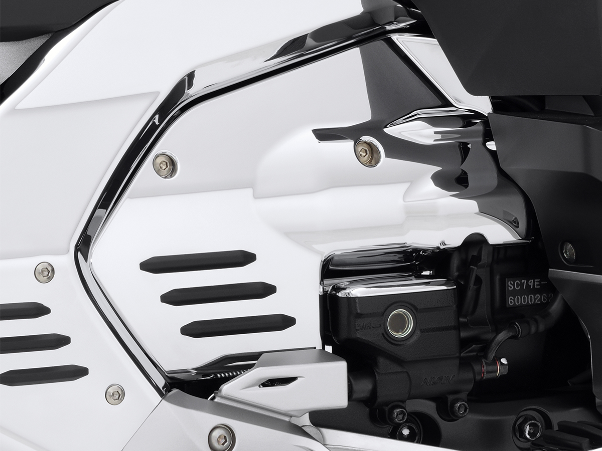 Engine Side Covers Chrome for 2018+ Gold Wing