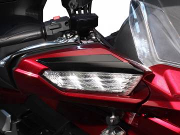 Mirror Accents Black