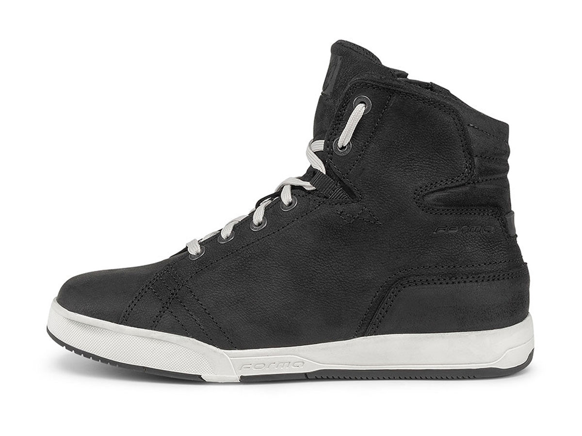 Forma Swift X Dry Riding Shoes Black/White